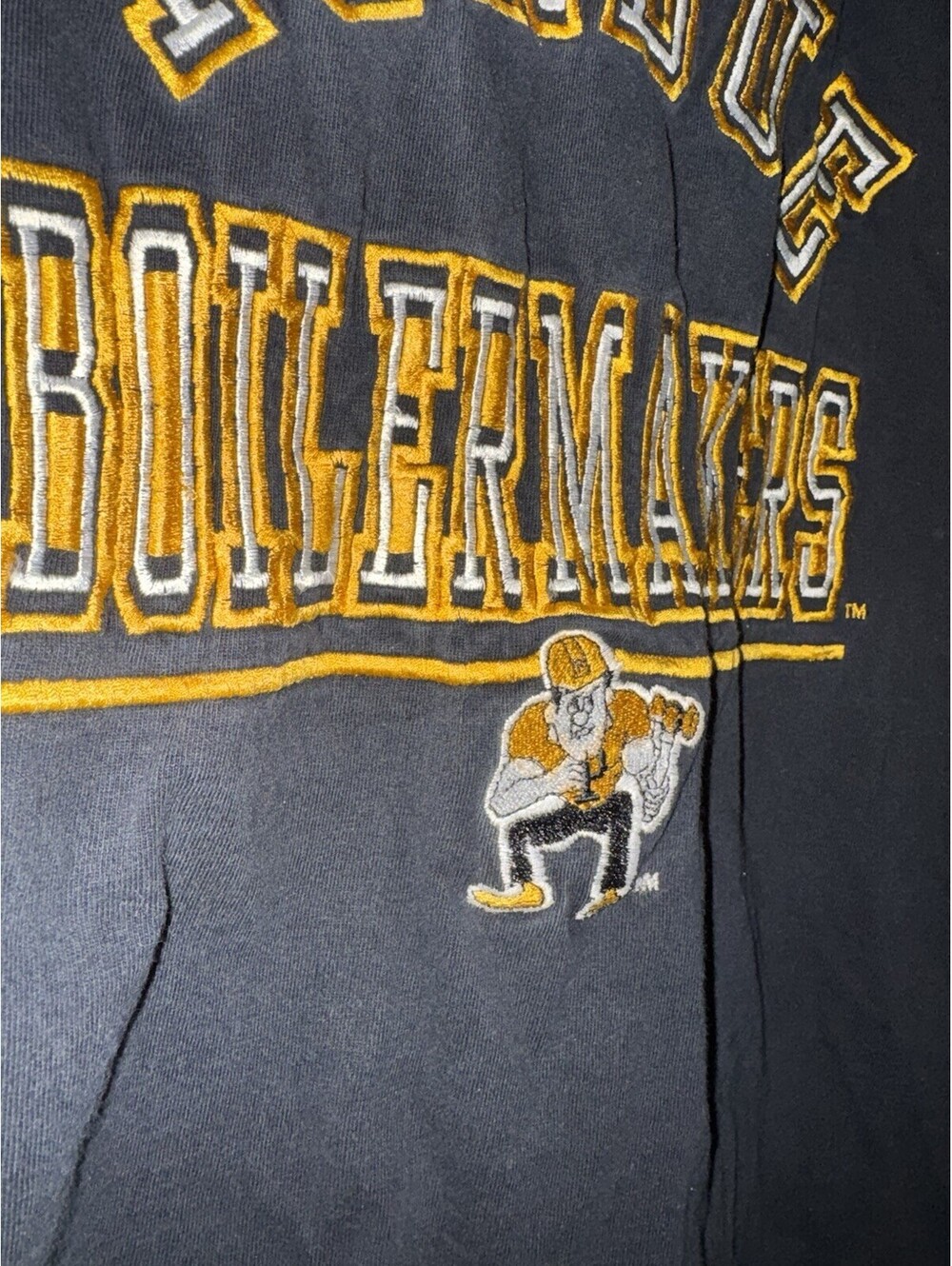 Vintage Purdue Boilermakers-Embroidered/Old Logo / Size XL